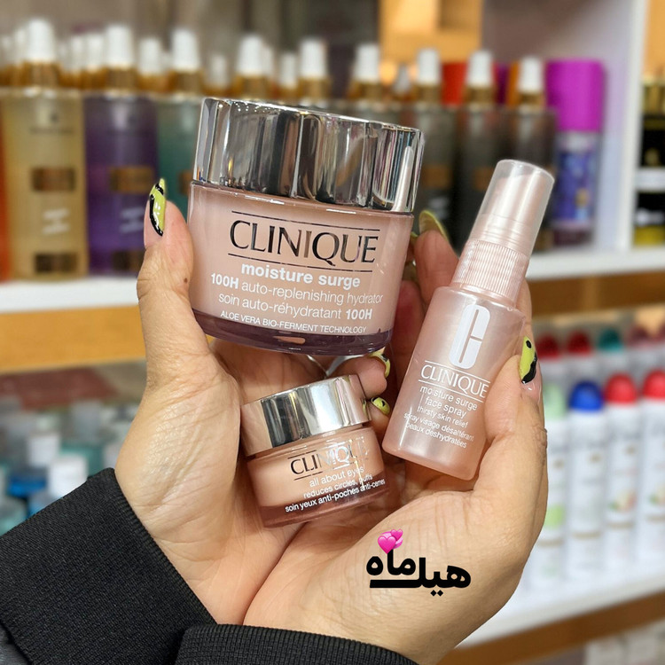پکیج آبرسان سه تیکه dewy glow اورجینال شامل کرم آبرسان ، اسپری آب و کرم دور چشم با جعبه کادویی مناسب هدیه