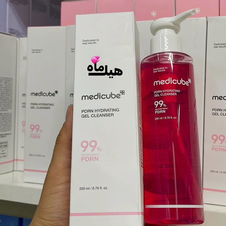 ژل شستشو روشن کننده و جوانساز PDRN مدی کیوب Medicube حجم 200 میل اورجینال